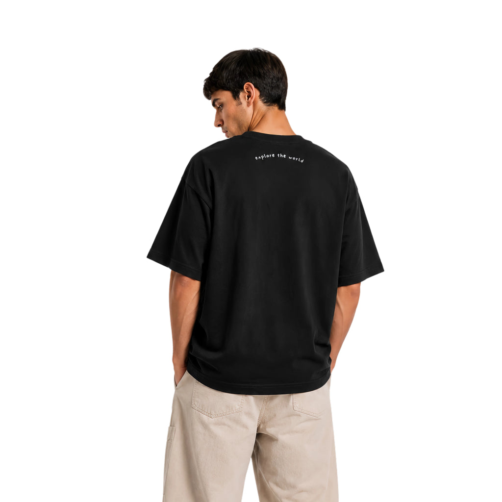 Explore The World  – T-Shirt
